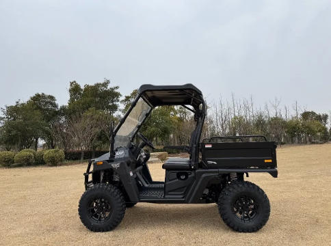 Οχήμα οχημάτων UTV 400cc με δεξαμενή καυσίμου 21L και χωρητικότητα φόρτωσης 150KG